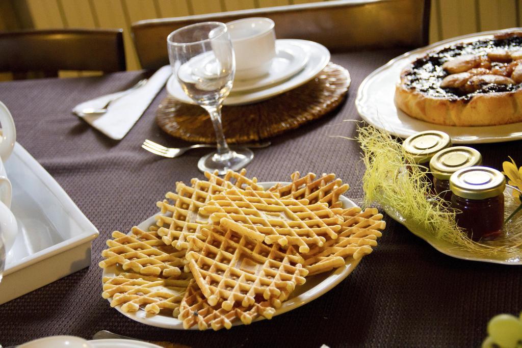 Casa Dell'Arciprete B&B Arielli Екстер'єр фото
